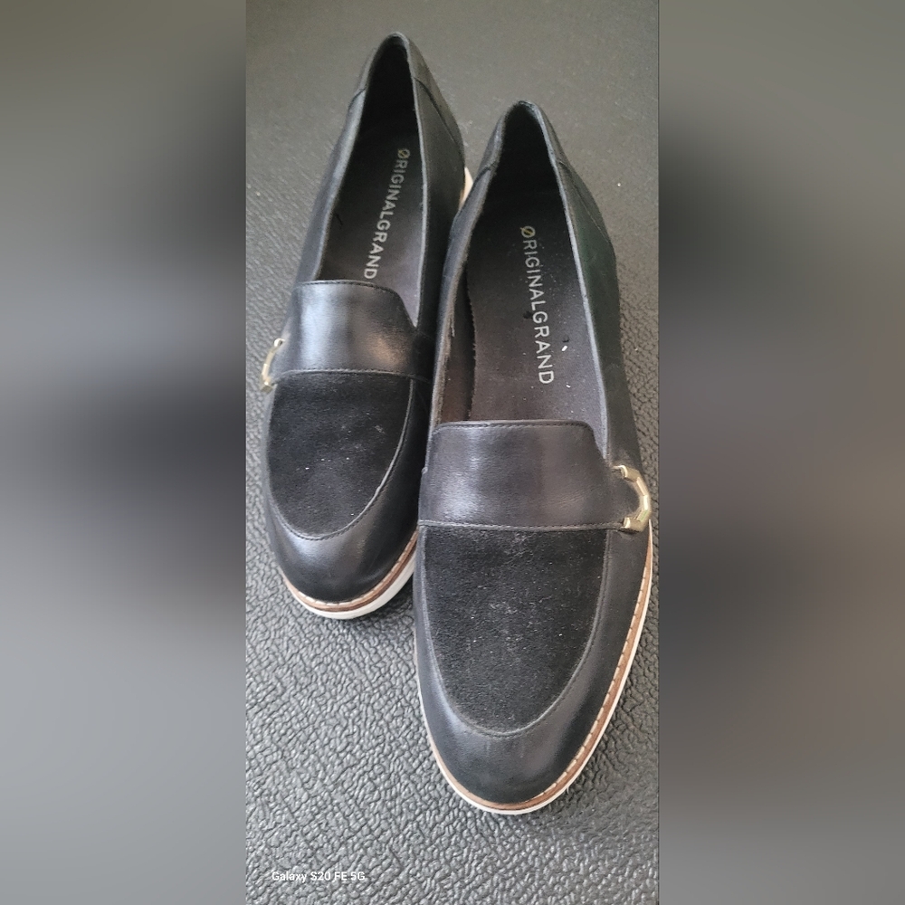 Sz 8 Women's Black Stylish Loafers